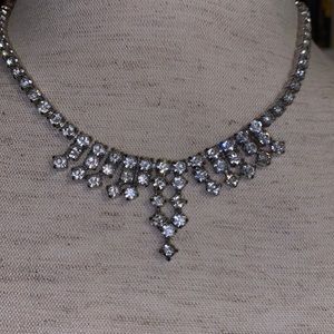 Vintage Garne Jewelry rhinestone necklace